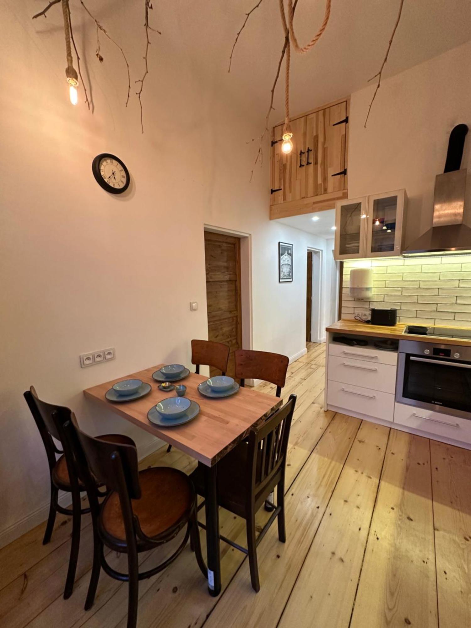 Cozy New Loft Apartment プラハ エクステリア 写真